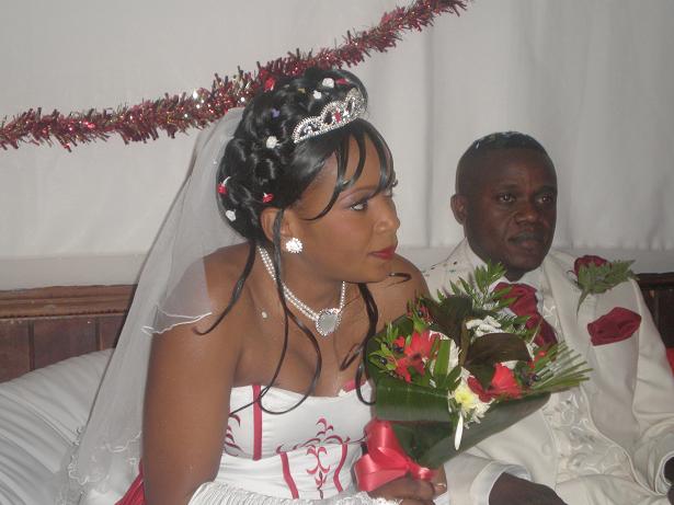 Mariage de Sylva Nyaloka à Manchester