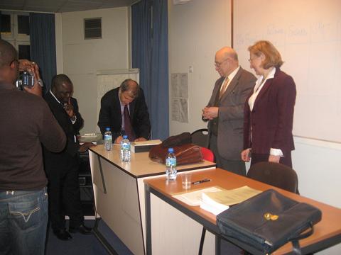Photo 10