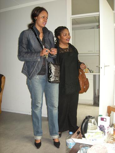 Mélanie Mambianga et Claudine Togbe